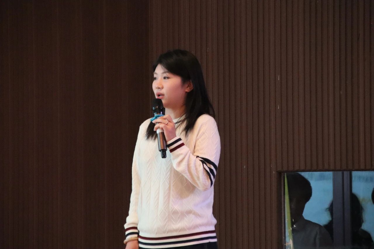 专业竞赛|威廉体育williamhill|管理学院|“化繁为‘简’，‘职’面未来”简历大赛