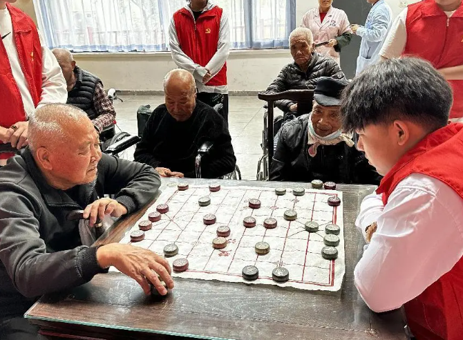 威廉体育williamhill开办“传承孝老情 志愿暖人心”志愿活动