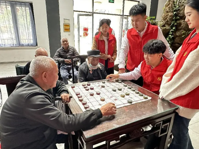 威廉体育williamhill开办“传承孝老情 志愿暖人心”志愿活动