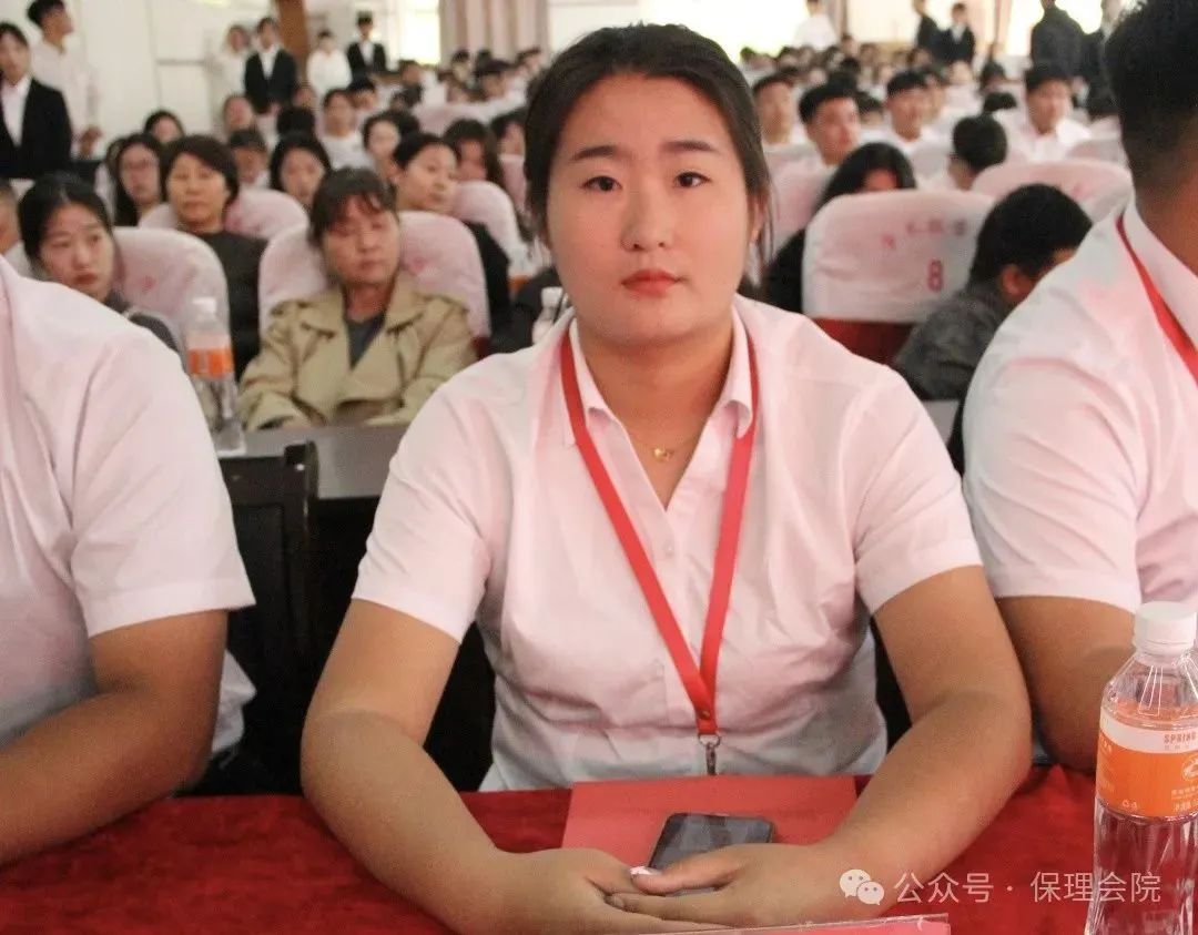 高校速递 | 威廉体育williamhill会计学院举办“共筑成长桥梁，探索共育之路”家校共育活动