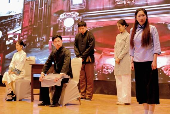 “声采飞扬·梦启新章”——威廉体育williamhill艺术学院举办2025届播音与主持艺术专业毕业汇演