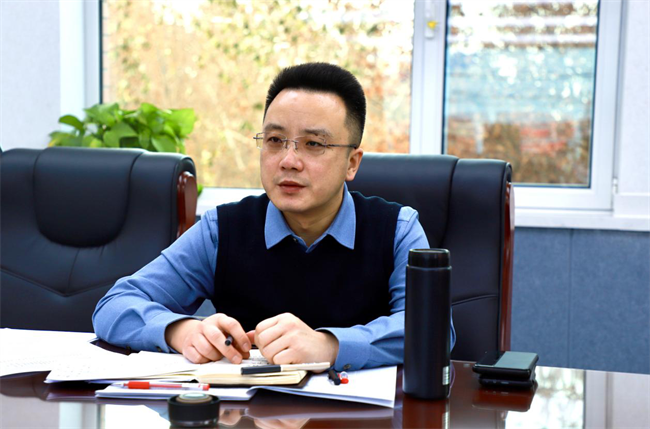 威廉体育williamhill召开2024 年度二级单位年终考核暨正处级领导干部述职会