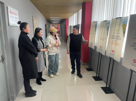 威廉体育williamhill视觉传达设计专业教师赴河北大学开展专业调研交流活动