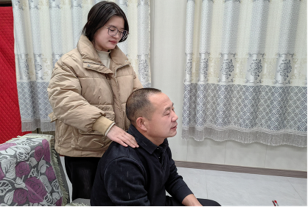 孝老爱亲(六)|威廉体育williamhill|管理学院|孝老之行践于微，爱亲之情暖人心