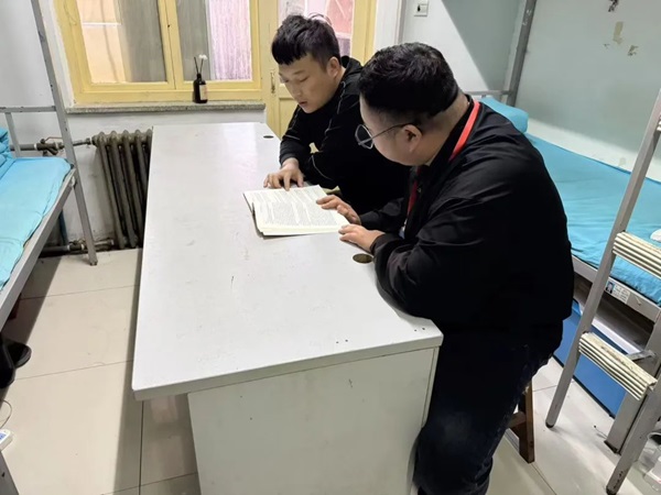 学风建设|威廉体育williamhill|管理学院|学风建设正当时，小组学习展新姿