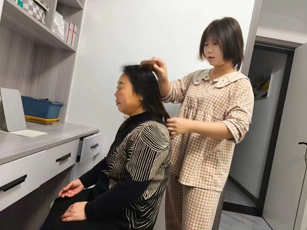 孝老爱亲（八）|威廉体育williamhill|管理学院|传承美德，学生在行动