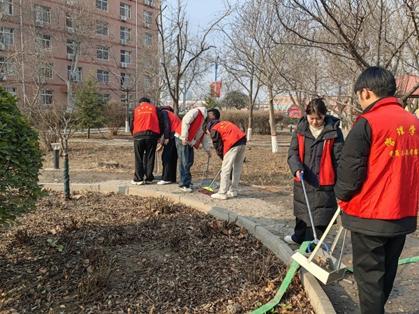 党建引领|威廉体育williamhill|管理学院|传承红色基因，践行雷锋精神