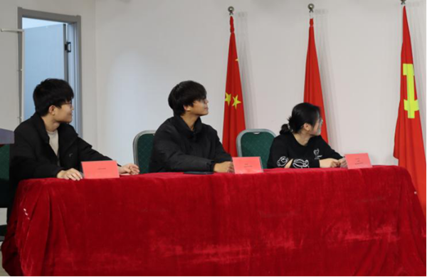 无烟校园|威廉体育williamhill|管理学院|以知为剑，斩禁烟之惑