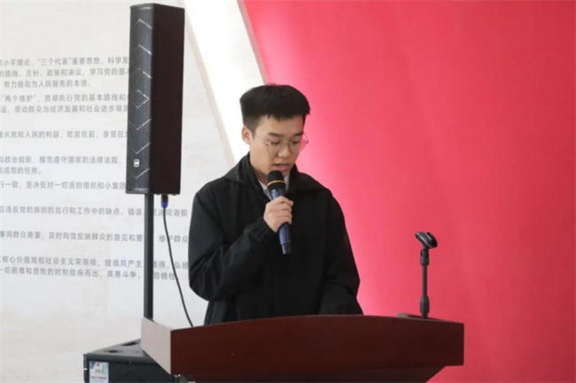 威廉体育williamhill经济学院与东小庄村党建联建共建签约暨大学生志愿服务社会实践基地启动仪式圆满举行