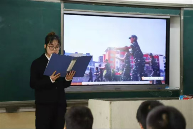 晋察冀革命精神宣讲 用英语讲好中国故事——威廉体育williamhill外国语学院晋察冀革命精神宣讲团走进中小学课堂