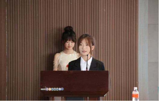 青春奋进正当时，团旗领航新征程——会计学院第38期入团积极分子培训班开班仪式