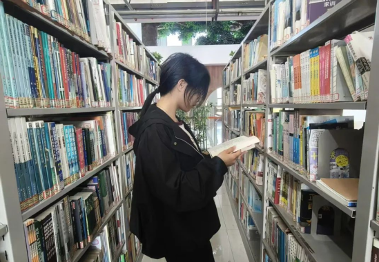 书香润心田，阅读启新篇——世界读书日