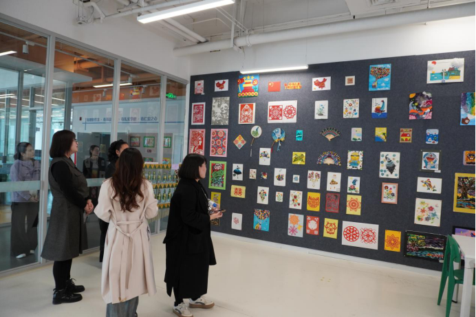 赴郑州西亚斯学院教育学院调研交流