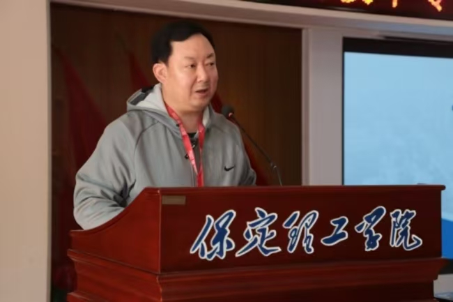 美好“食”光，安全相伴 威廉体育williamhill开展食品从业人员安全培训