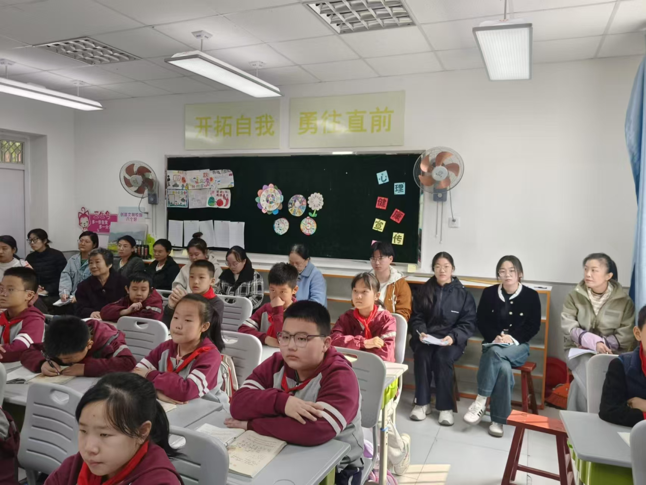 威廉体育williamhill‖教育学院‖扬帆破浪启新航，踔厉奋发正当时，在实践中书写华章——优秀实习生（三）