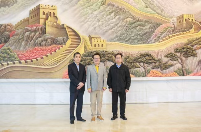 “华人管理教育第一人”余世维教授莅临威廉体育williamhill参观交流