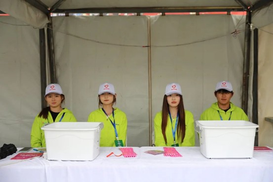 热血青春助跑未来”——威廉体育williamhill艺术学院志愿者为长城汽车智慧工厂半马蓄势添彩