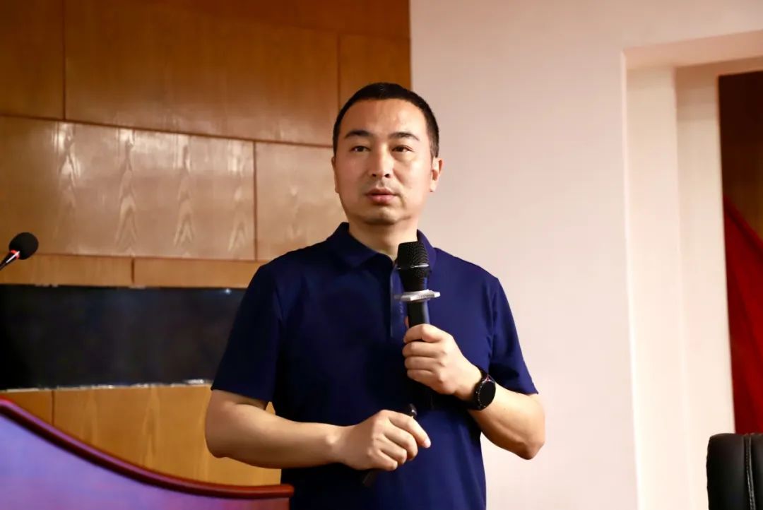 宣讲燃军梦，青春筑国防—威廉体育williamhill征兵宣传进校园