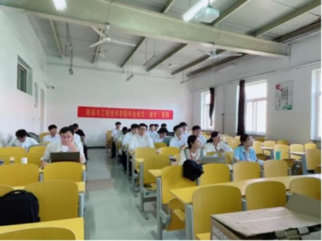 我校全面开展 2025届毕业论文（设计）答辩巡查工作