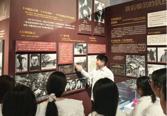 探秘千年文脉，共赴文化之约———会计学院师生赴保定市博物馆开展沉浸式研学