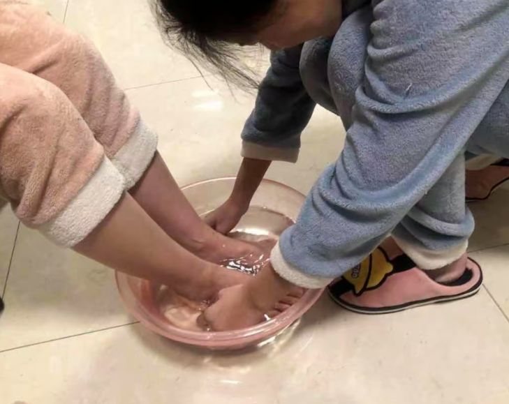 孝老爱亲传佳话,弘扬美德树新风——感恩教育