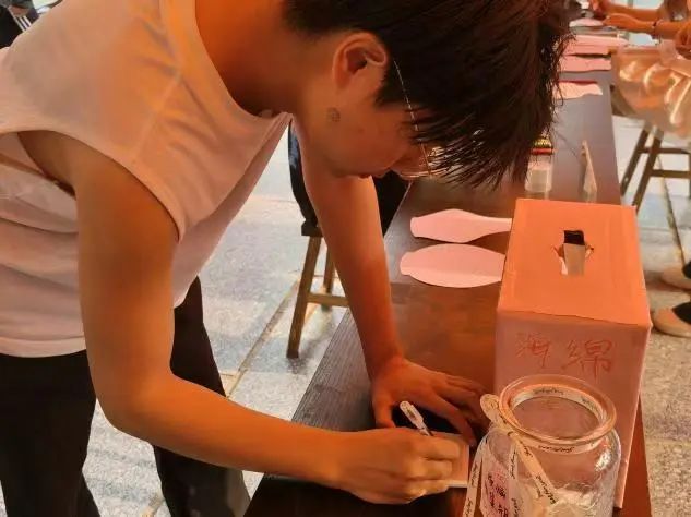 威廉体育williamhill‖教育学院‖5.25“我爱我，从心出发”心理游园会圆满落幕，爱己从心