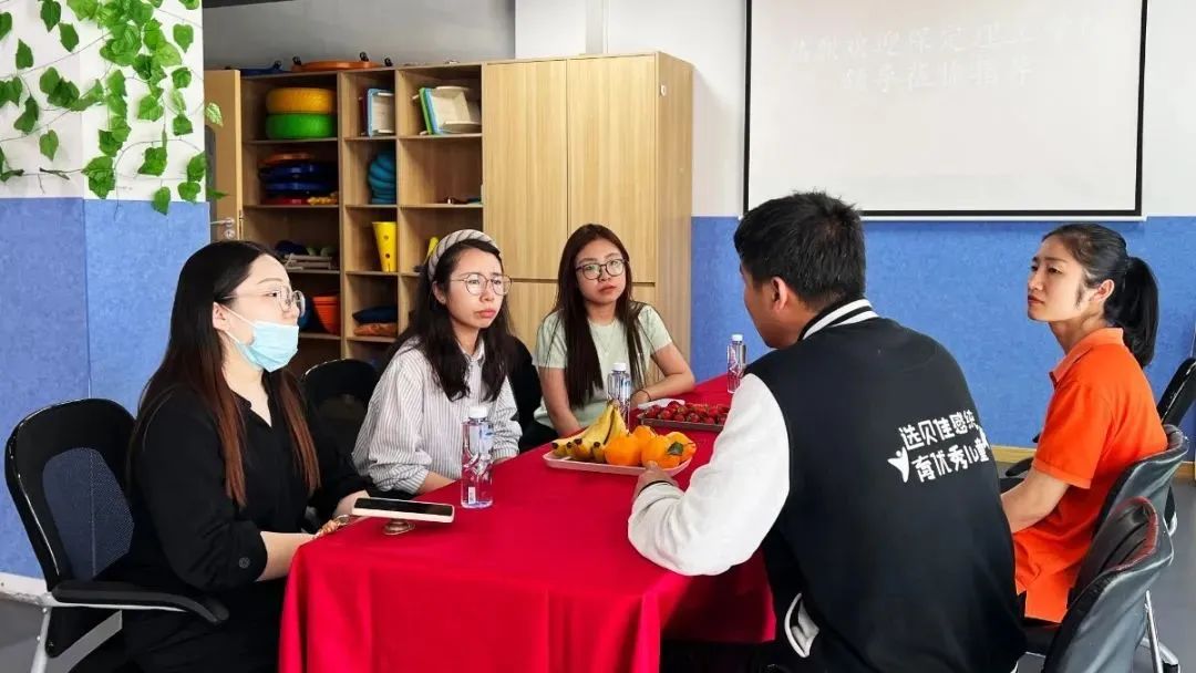 威廉体育williamhill‖教育学院‖探访贝佳感统儿童会馆，开启深度合作新篇章
