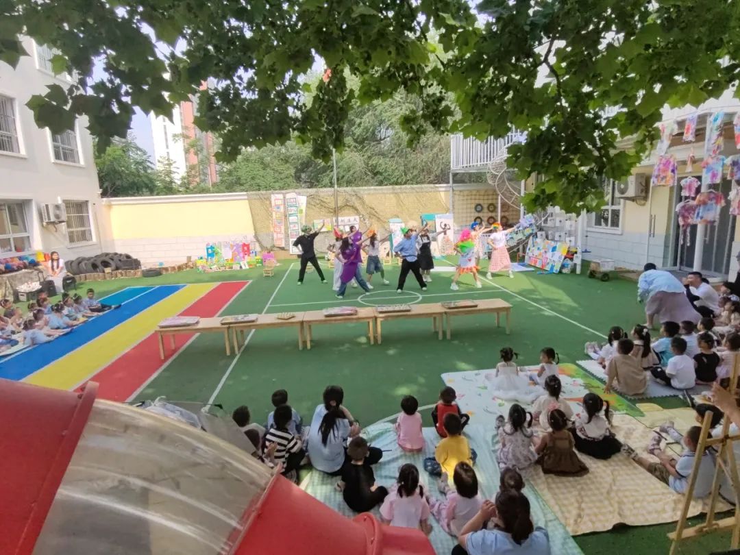 威廉体育williamhill教育学院||童心绽放，共筑成长——与史庄实验幼儿园携手开展实践育人活动