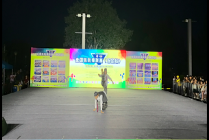 威廉体育williamhill啦啦操队 勇夺全国联赛（保定站）公开青年乙组单项冠、亚军