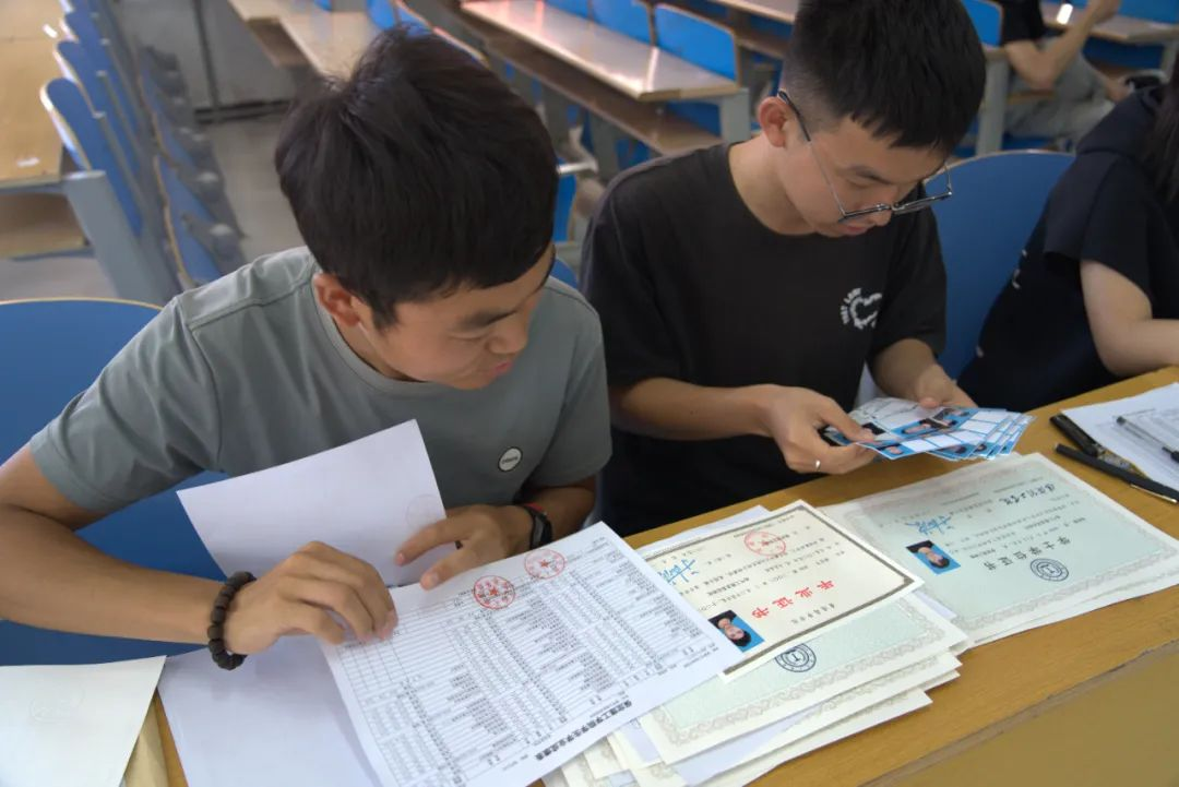 威廉体育williamhill 资源与工程技术学院 青春散场 梦想启航