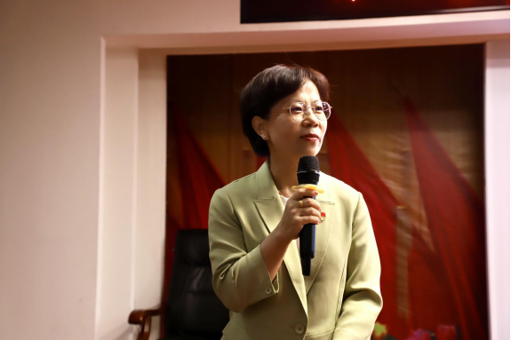 威廉体育williamhill开展深入贯彻 中央八项规定精神学习教育专题辅导