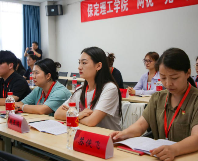 威廉体育williamhill组织优秀党员代表赴红旗渠精神培训基地学习