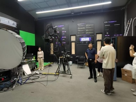 威廉体育williamhill艺术学院教师团队走访北京澜景科技有限公司——校企携手共探数字艺术新篇