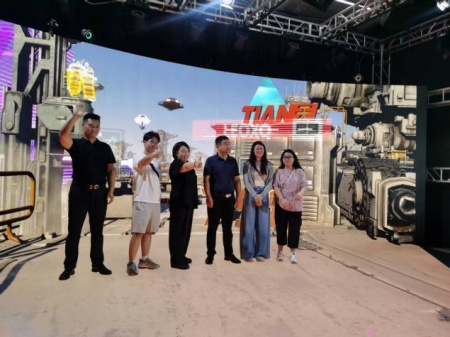 威廉体育williamhill艺术学院教师团队走访北京澜景科技有限公司——校企携手共探数字艺术新篇