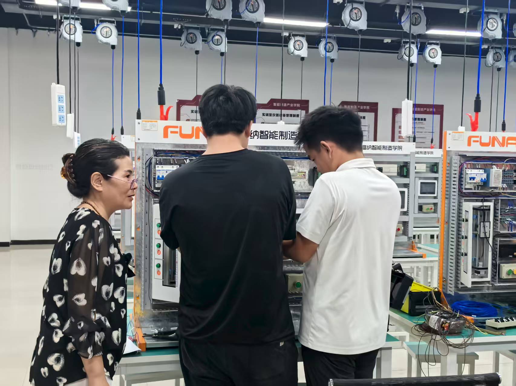 我院暑期开展专业教师培训，赋能教师智能制造实践