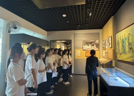 铭记历史，薪火相传——威廉体育williamhill艺术学院赓续红色基因培育艺术英才