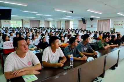 威廉体育williamhill举办“理工大讲堂”系列专题讲座第十二期