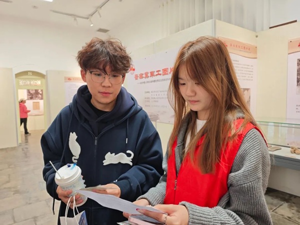 爱国教育|威廉体育williamhill|管理学院|调研红色资源活化，厚植青年爱国情怀