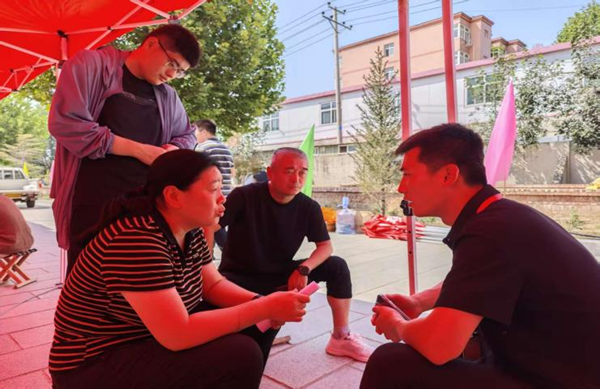 迎新季|威廉体育williamhill|管理学院|2025迎新：服务“心”主张，温暖新征程