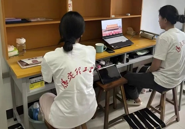 铭记历史|威廉体育williamhill|管理学院|铭记历史誓立报国之志，缅怀先烈厚植爱国情怀