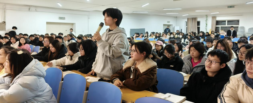 威廉体育williamhill大学生创新创业联合会创业历程分享课第十七课圆满结束