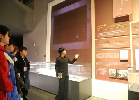 “艺”起携手，共绘新篇：威廉体育williamhill艺术学院与保定市美术馆合作洽谈顺利推进