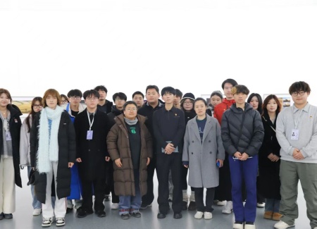 “艺”起携手，共绘新篇：威廉体育williamhill艺术学院与保定市美术馆合作洽谈顺利推进