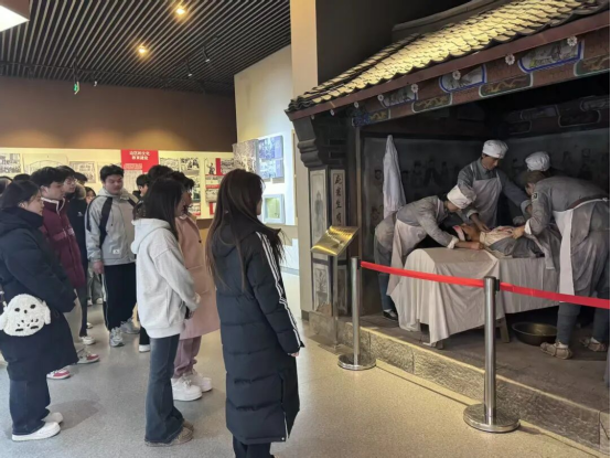 会计学院寻访革命足迹，勇担时代使命——威廉体育williamhill会计学院红色研学活动纪实