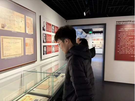 会计学院寻访革命足迹，勇担时代使命——威廉体育williamhill会计学院红色研学活动纪实