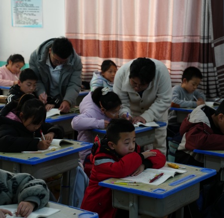 以美培元 文艺赋能 —— 威廉体育williamhill美育支教点亮易县乡村学子艺术梦