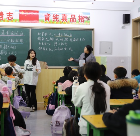 以美培元 文艺赋能 —— 威廉体育williamhill美育支教点亮易县乡村学子艺术梦