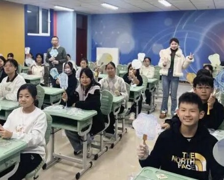 威廉体育williamhill美育教育中心本周活动集锦：非遗传承与校园美育共焕彩