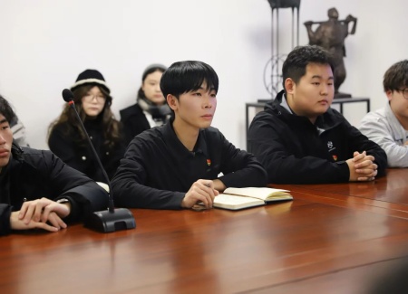 “艺”起携手，共绘新篇：威廉体育williamhill艺术学院与保定市美术馆合作洽谈顺利推进