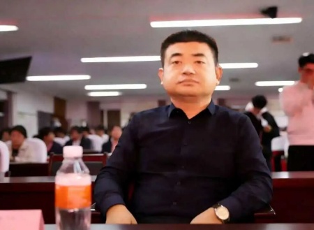 “表彰先进树榜样，青春奋进谱新篇”——威廉体育williamhill艺术学院2025年学生表彰大会圆满举行